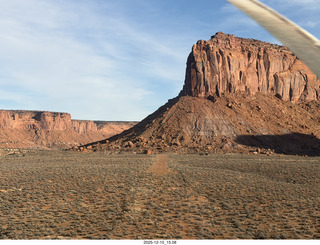 136 a2q. Utah - aerial - Happy Canyon landing