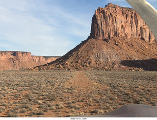 137 a2q. Utah - aerial - Happy Canyon landing