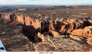 186 a2q. aerial - Utah - backcountry flying