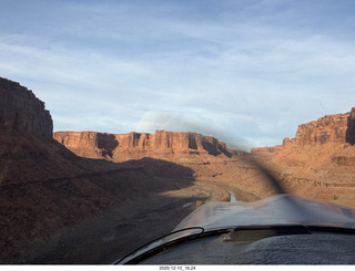 205 a2q. aerial - Utah - backcountry flying