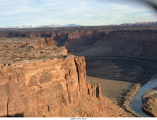 216 a2q. aerial - Utah - backcountry flying - Mineral Canyon