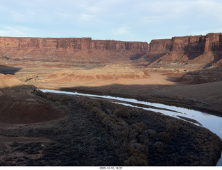 219 a2q. aerial - Utah - backcountry flying - Mineral Canyon