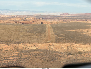 227 a2q. aerial - Utah - backcountry flying - airstrip
