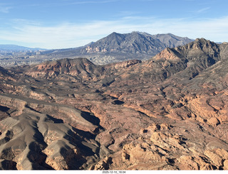 274 a2q. aerial - Utah backcountry