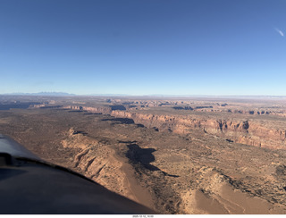 279 a2q. aerial - Utah - canyonlands