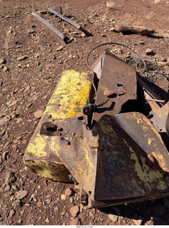 109 a2q. Utah - Mineral Canyon hike - old stuff