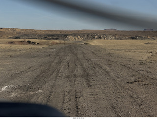 352 a2q. aerial - Utah - canyonlands - Temple Mountain (very soft)