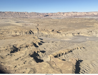 372 a2q. aerial - Utah - canyonlands