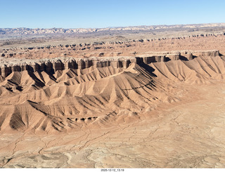 374 a2q. aerial - Utah - canyonlands