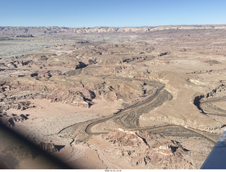 378 a2q. aerial - Utah - canyonlands