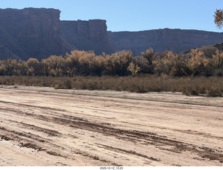 400 a2q. aerial - Utah - canyonlands - Mexican Mountain