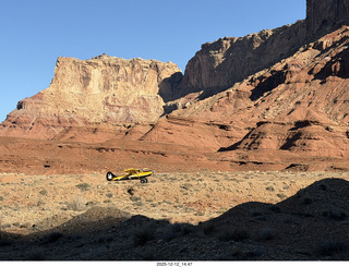 512 a2q. aerial - Utah - canyonlands
