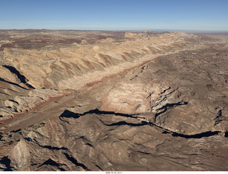 533 a2q. aerial - Utah - canyonlands