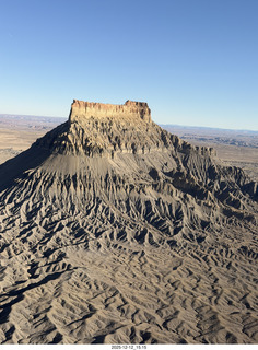 541 a2q. aerial - Utah - canyonlands