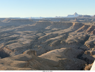 582 a2q. aerial - Utah - canyonlands