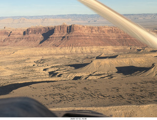 609 a2q. aerial - Utah - canyonlands