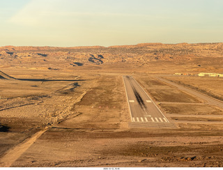 637 a2q. aerial - Utah - canyonlands
