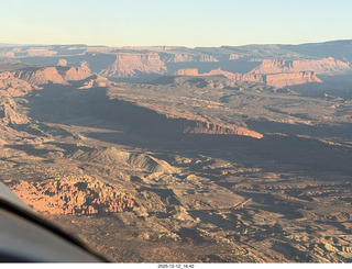 643 a2q. aerial - Utah - canyonlands