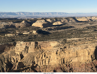 671 a2q. aerial - Utah - canyonlands