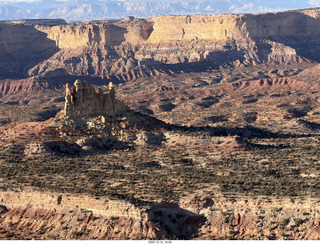 672 a2q. aerial - Utah - canyonlands