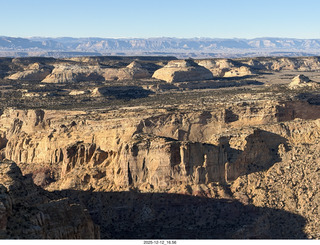 676 a2q. aerial - Utah - canyonlands