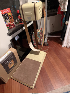 703 a2q. old weight-loss vibrator