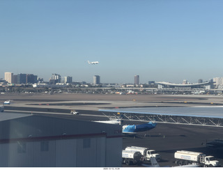 785 a2q. aerial - Phoenix Sky Harbor Airport (PHX) - old tower view