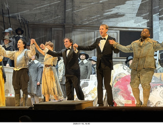 35 a2r. New York City - Manhattan - Lincoln Center - Metropolitan Opera - I Puritani