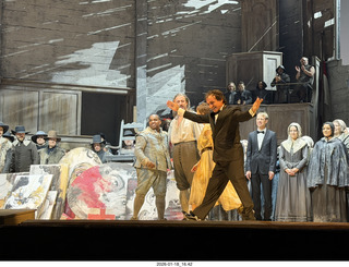 37 a2r. New York City - Manhattan - Lincoln Center - Metropolitan Opera - I Puritani