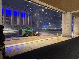 72 a2r. New York City - Manhattan - Lincoln Center  - snow plow