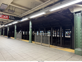 New York City - Manhattan - subway station