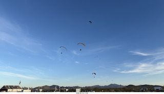 157 a2s. Arizona Flying Circus - PPGs