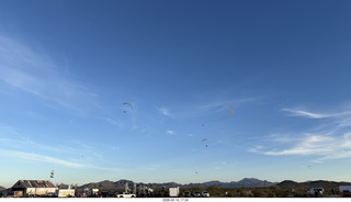 160 a2s. Arizona Flying Circus - PPGs