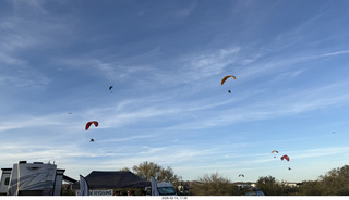 164 a2s. Arizona Flying Circus - PPGs