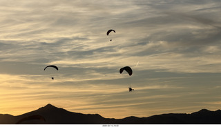192 a2s. Arizona Flying Circus - PPGs - sunset