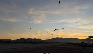 197 a2s. Arizona Flying Circus - PPGs - sunset