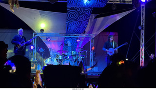 256 a2s. Arizona Flying Circus - night - Traveler band
