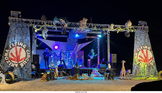 258 a2s. Arizona Flying Circus - night - Traveler band
