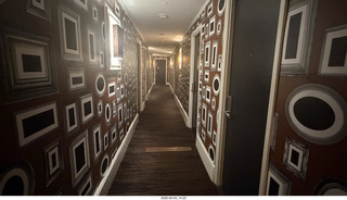 28 a2v. New York City - Empire Hotel hallway
