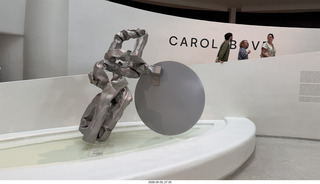 23 a2v. New York City - Guggenheim Museum