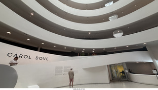 26 a2v. New York City - Guggenheim Museum
