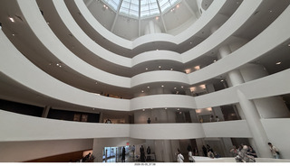 29 a2v. New York City - Guggenheim Museum