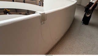 70 a2v. New York City - Guggenheim Museum