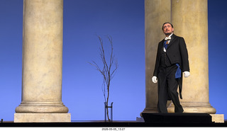 105 a2v. New York City - Lincoln Center - Metropolitan Opera - Eugene Onegin