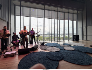 94 a2v. New York City - Whitney Museum - jazz band