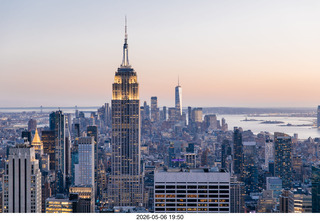 412 a2v. New York City - Top of the Rock  - pictures