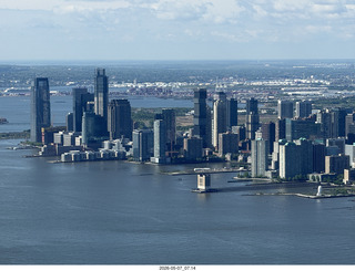 12 a2v. New York City - Edge