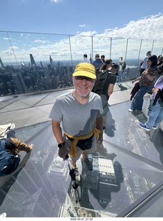 22 a2v. New York City - Edge straight down + Adam