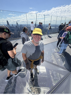 24 a2v. New York City - Edge straight down + Adam