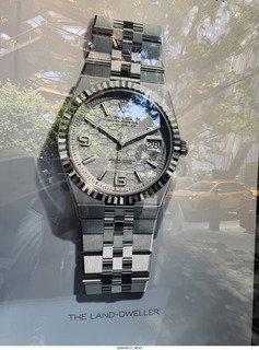 147 a2v. New York City - Rolex watch